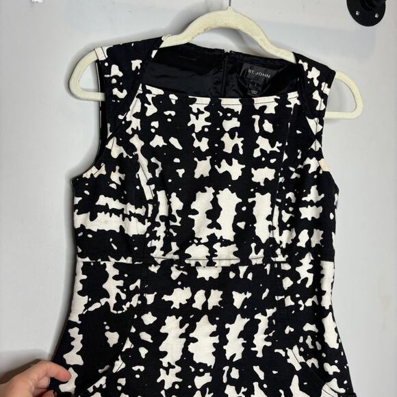 St. John Printed Cocktail Silk Shift Dress - Picture 2 of 10